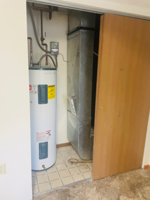 739 W Mary St - Photo 7 of 7