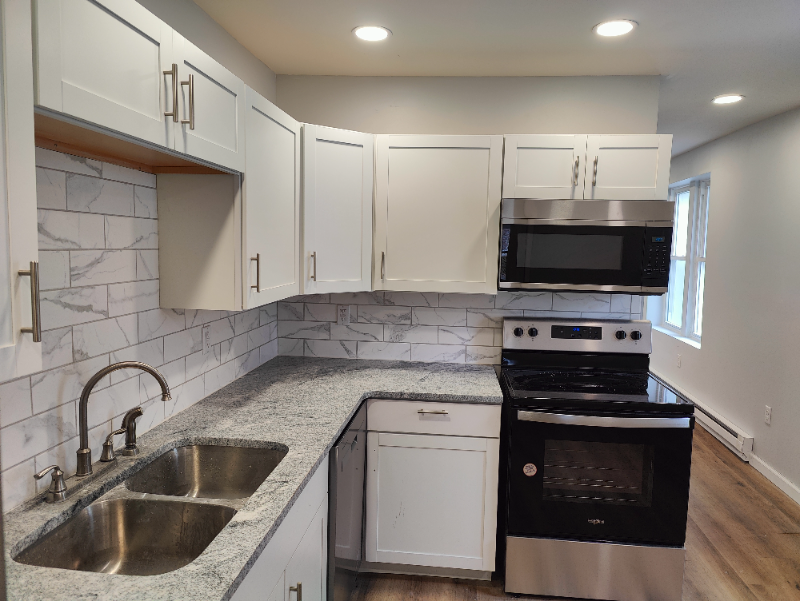 504 Exeter Ave #B - Photo 2 of 27