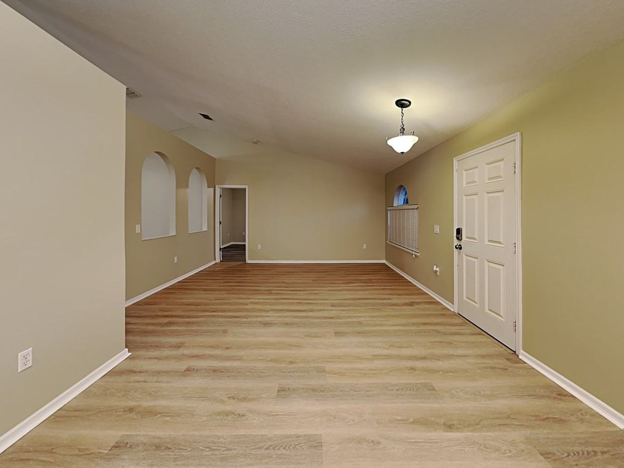 1948 Maeve Cir - Photo 3 of 20