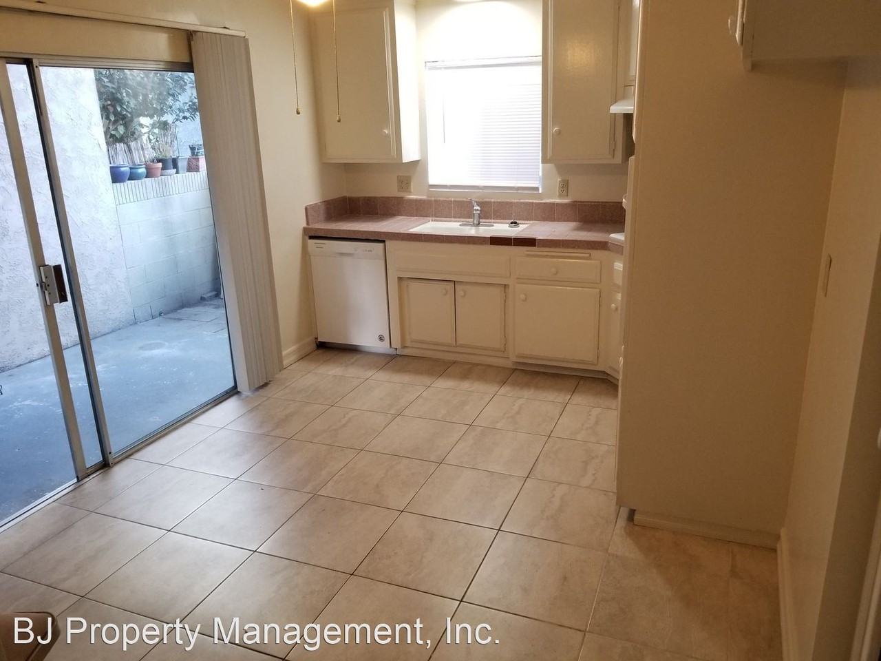 2041 San Anseline - Photo 2 of 13