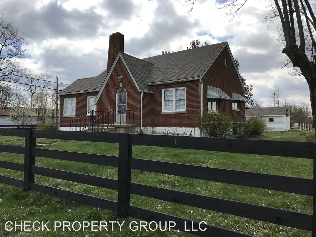 419 Morris Clark Rd - Photo 2 of 25