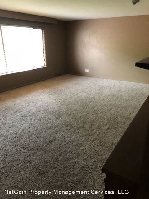 195 West 400 South - Photo 3 of 5