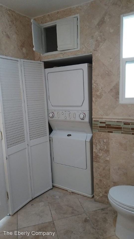 1111 N. Flores Street - Photo 2 of 21