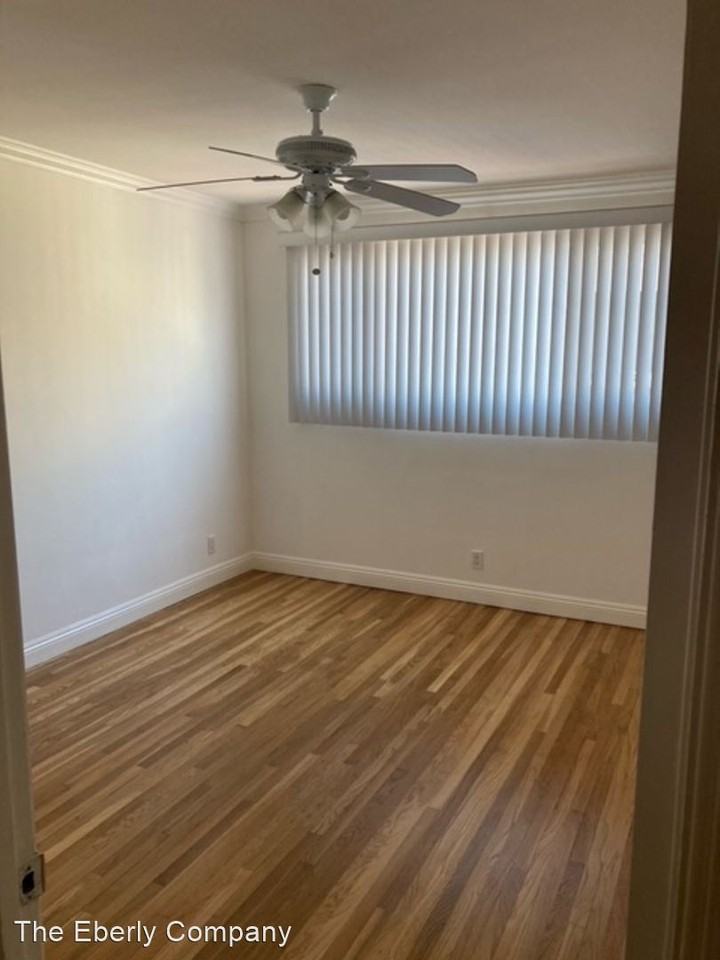 1111 N. Flores Street - Photo 3 of 21