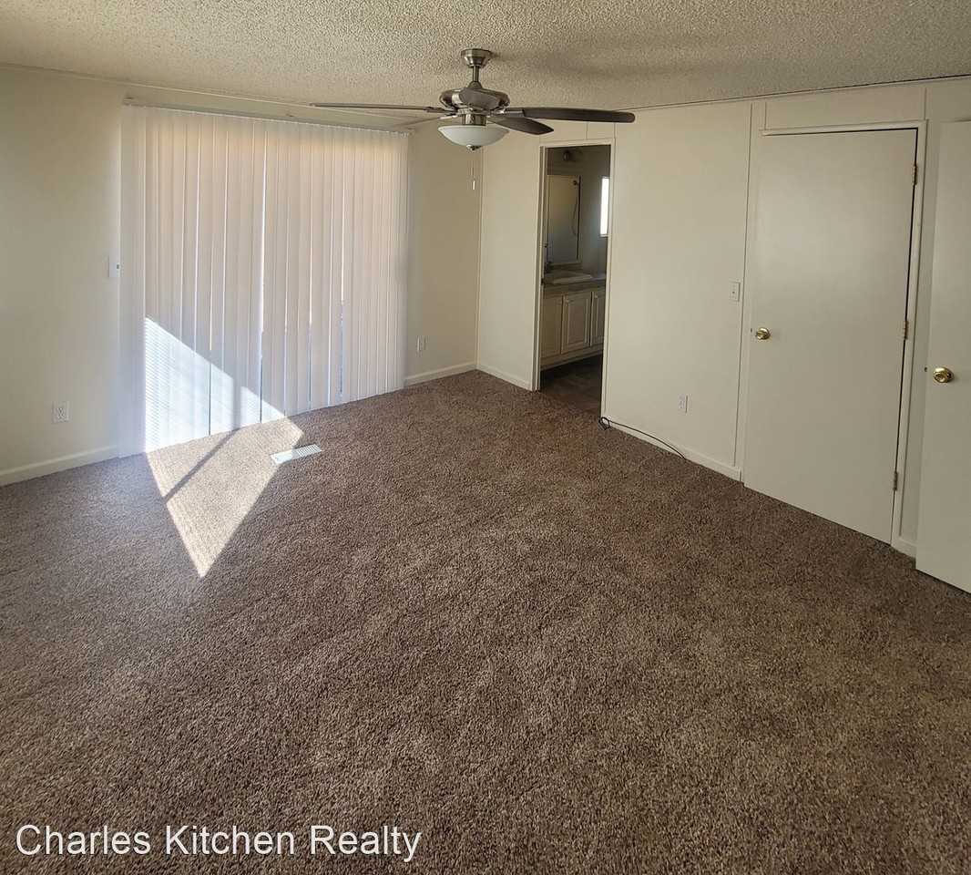 625 Jenni Ln - Photo 3 of 7