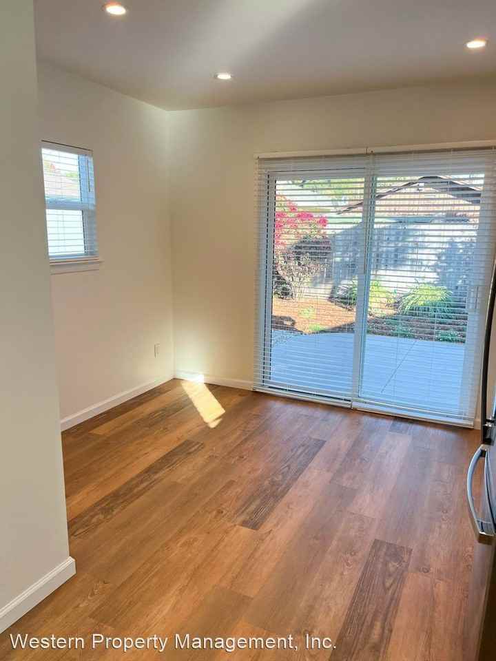 612 Sunset Dr. - Photo 3 of 14