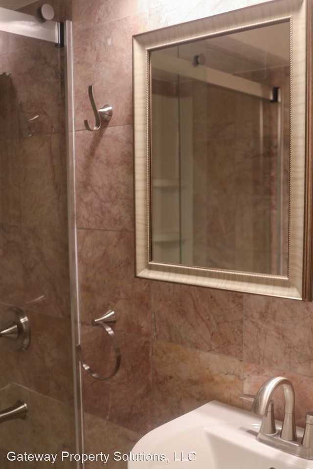 255 Market St - Photo 2 of 24