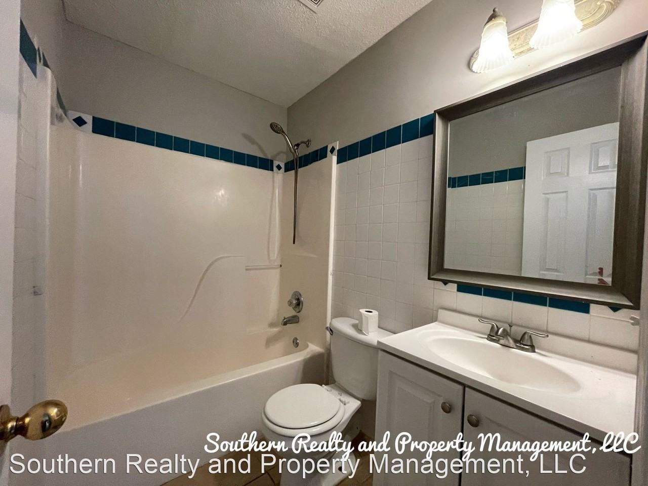 92 92 Witten Ct - Photo 3 of 13