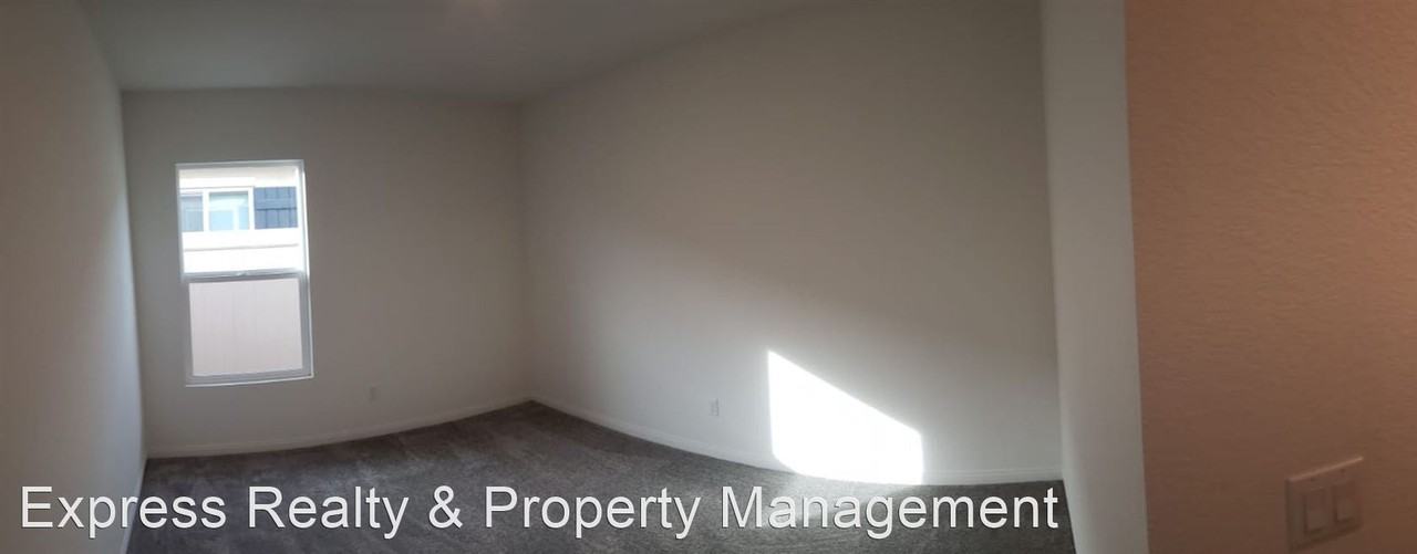 2410 Wild Oak Ct - Photo 3 of 10