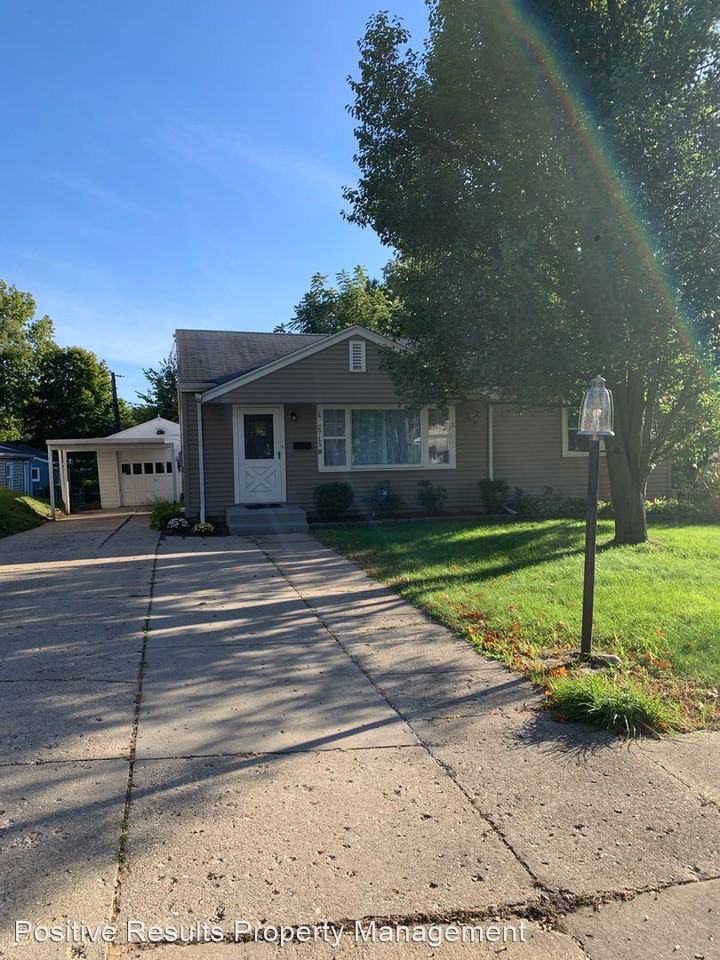 2715 Pelham Rd, Rockford, IL 61107 3 Bedroom Apartment for Rent