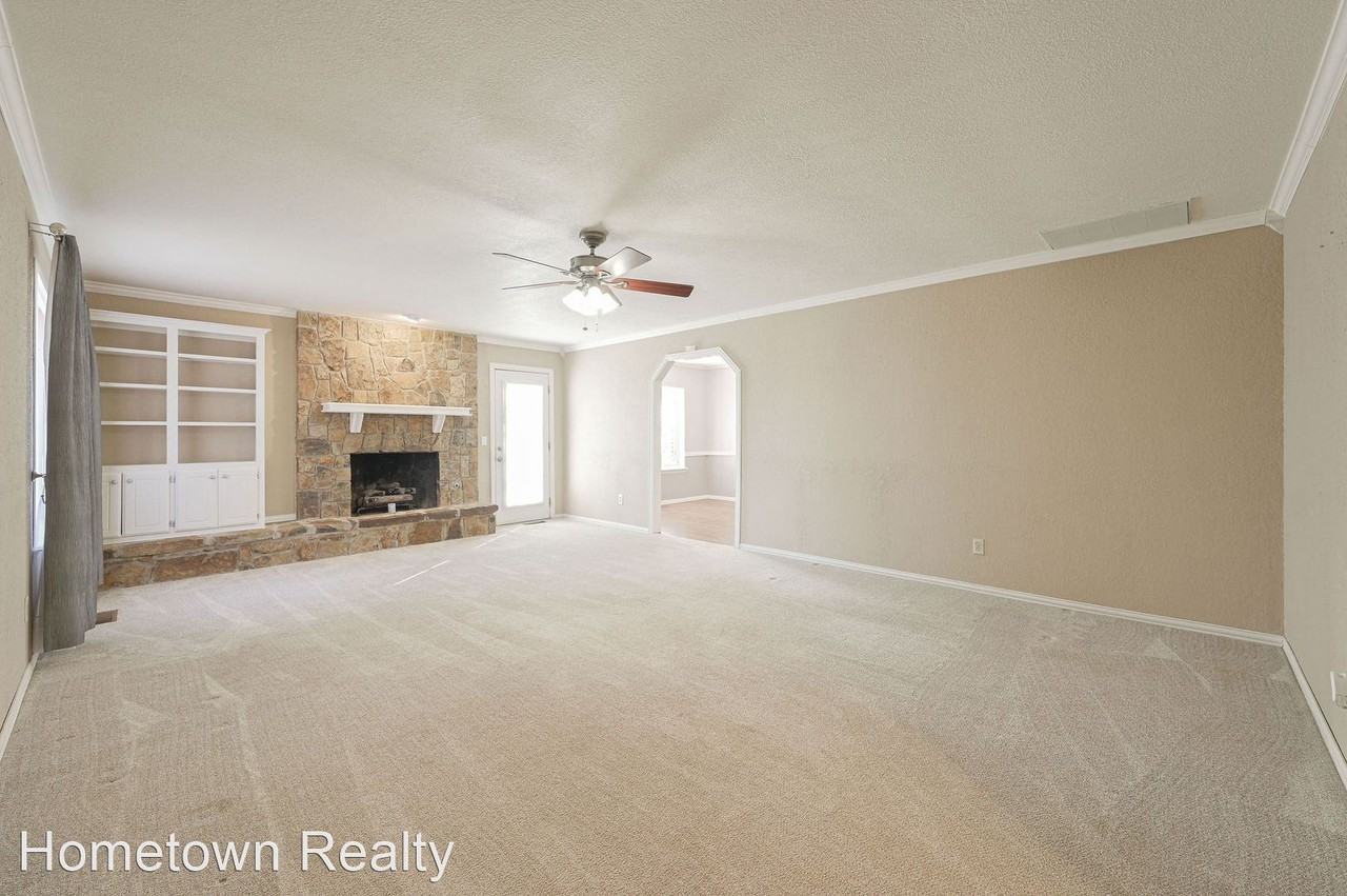 8720 Raven Ave - Photo 3 of 28