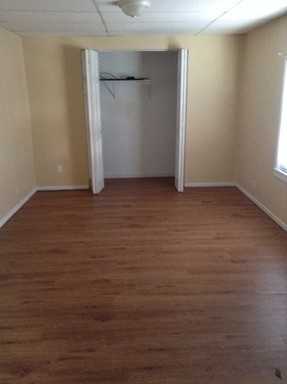 317 S 18th St - Photo 3 of 7