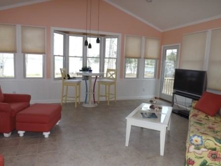 24 Bay Point Rd - Photo 2 of 12