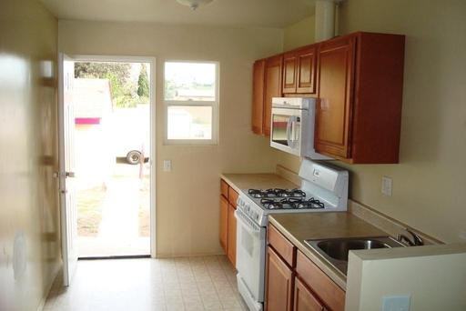 721 Duval St - Photo 2 of 4