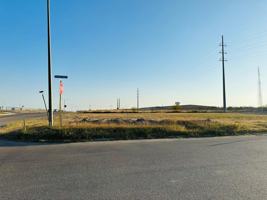 featured image of 2688 Encino Park Dr