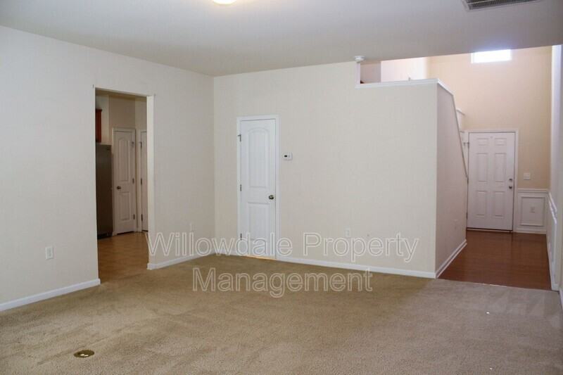 421 Chanson Dr - Photo 7 of 8