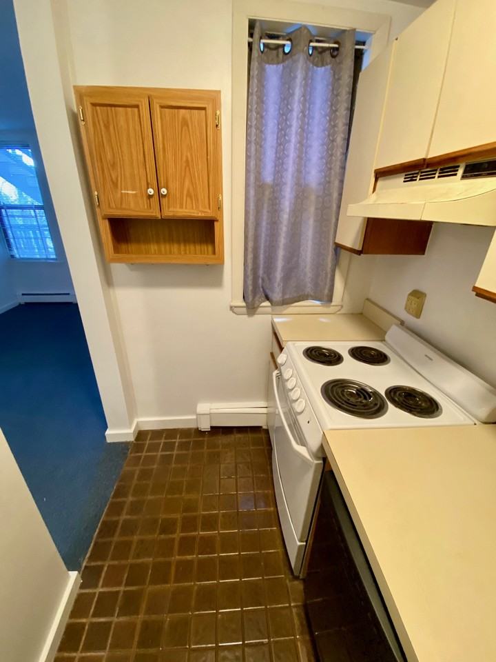 198 Allston St #11 - Photo 6 of 12