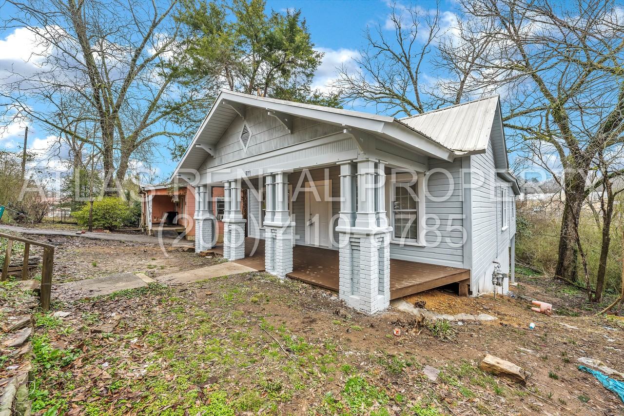 286 Mccrory St - Photo 2 of 26