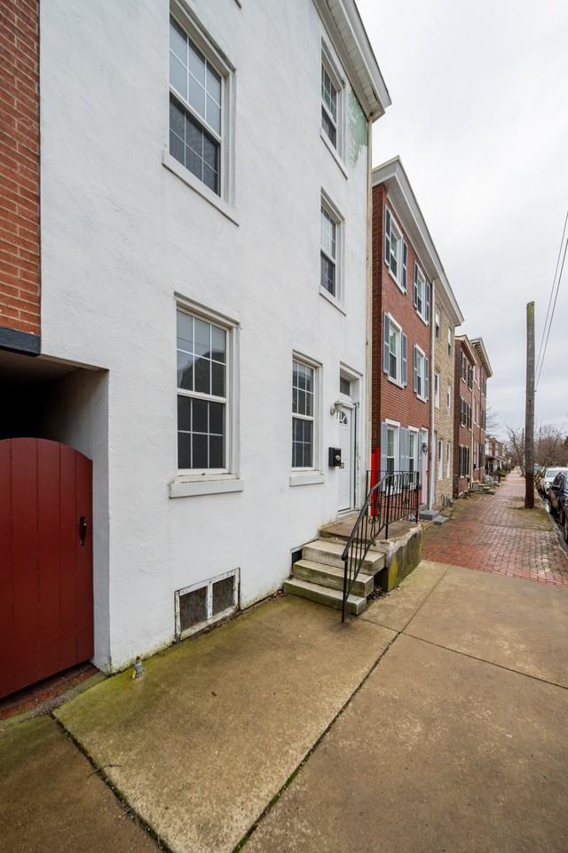 120 W Barnard St - Photo 2 of 31