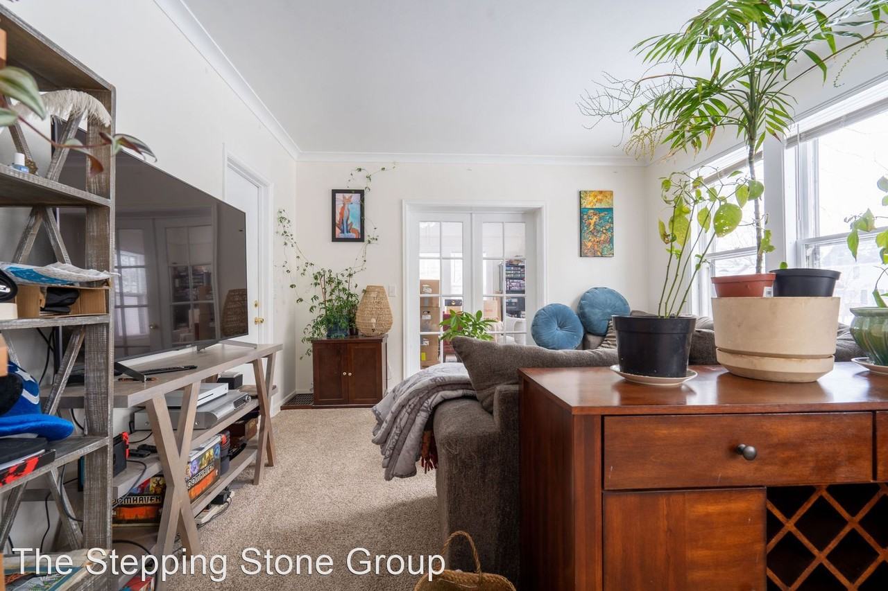 1705 Fillmore Street NE - Photo 3 of 14