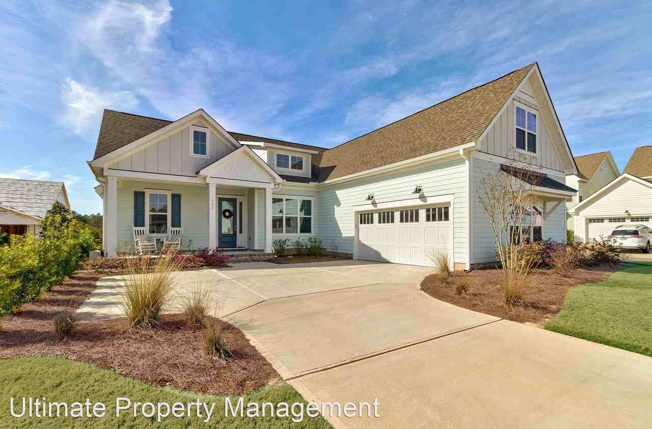 722 Edgerton Dr - Photo 2 of 42