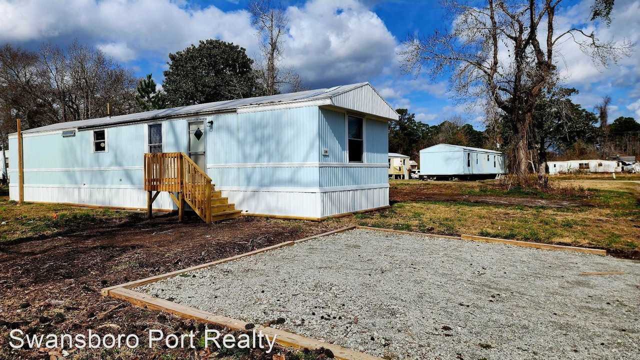 1309 13th St Midway Pa, Midway Park, NC 28544 2 Bedroom House for