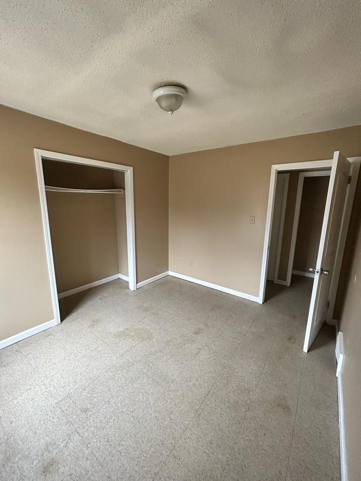 5366 Clinchport Circle #1 - Photo 2 of 18