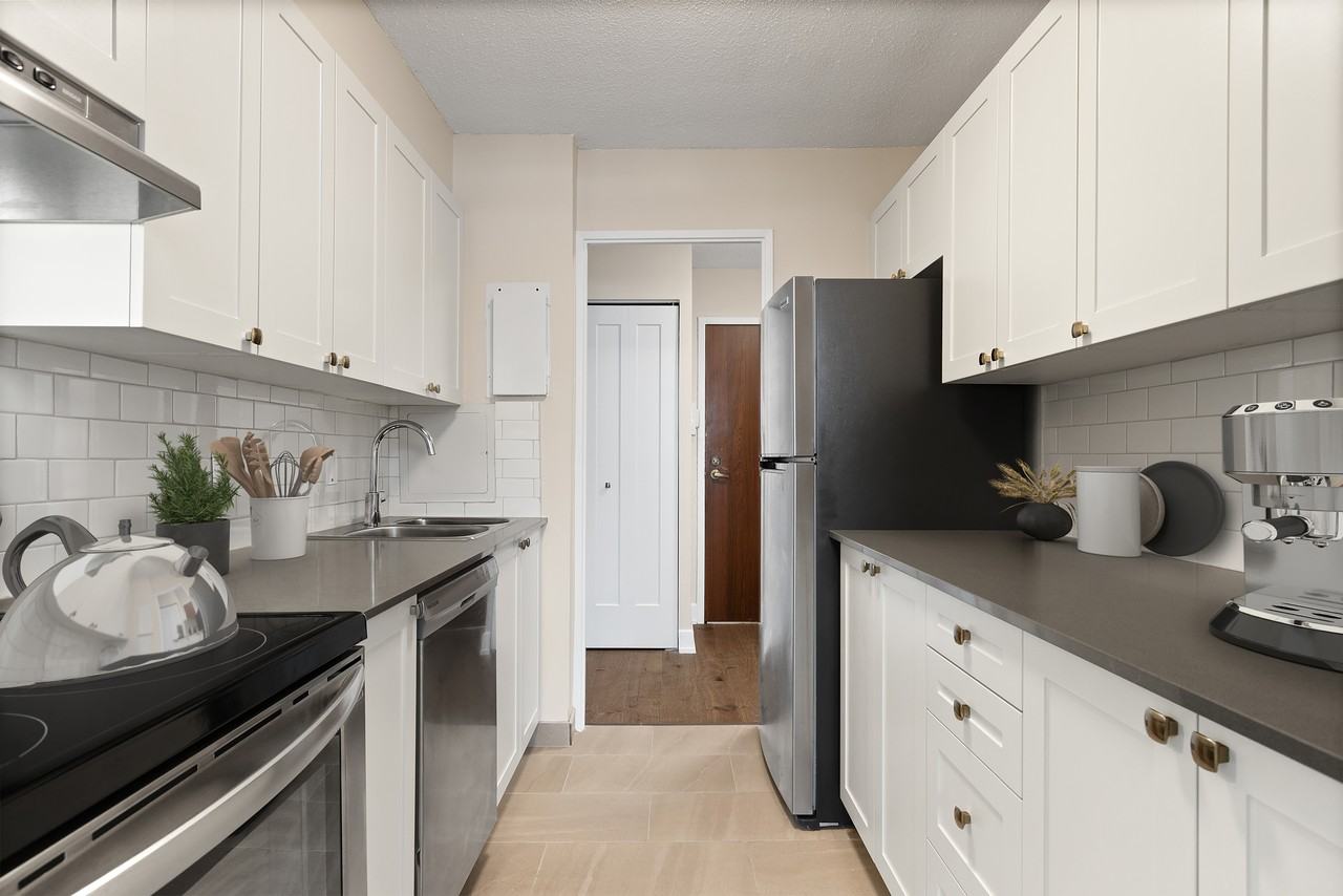 Riviera Gate Apartments 1300/1310 Mcwatters Rd, Ottawa, ON K2C None