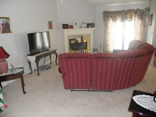 6967 Lakeview Dr - Photo 2 of 10