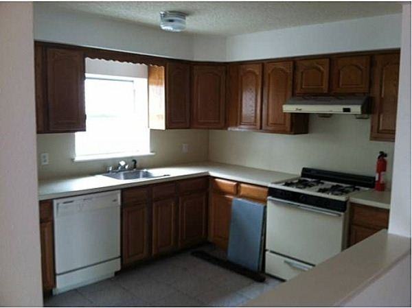 Bay Ridge Ave and 8th ave - Photo 2 of 7