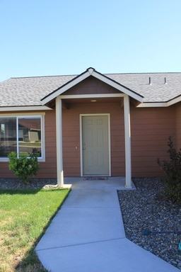 200 E Kristen Ave - Photo 2 of 20