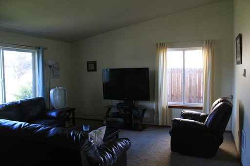 200 E Kristen Ave - Photo 3 of 20