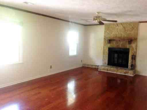 241 N Colony Cir - Photo 2 of 19