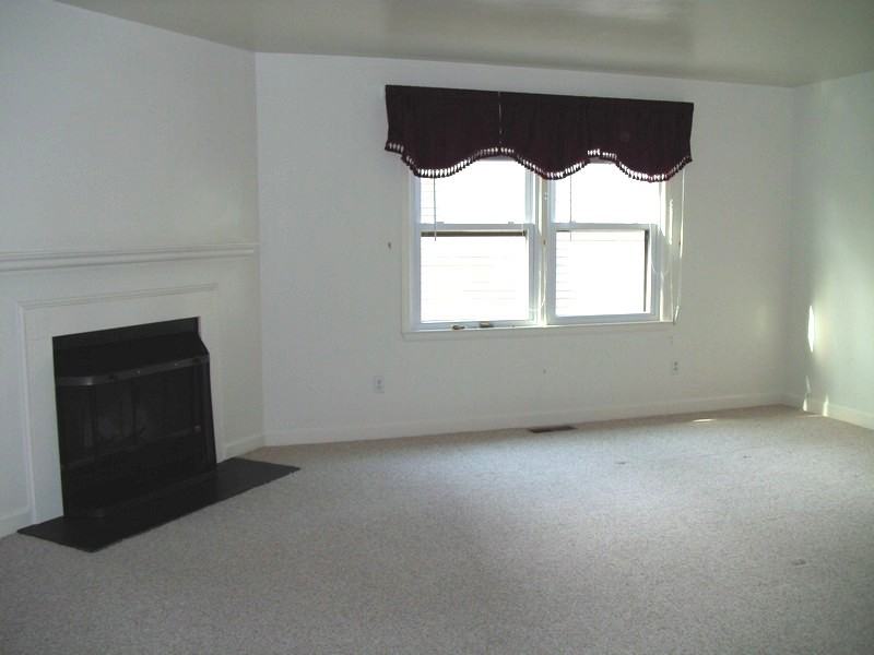 40 Howard Ave #A2 - Photo 2 of 11