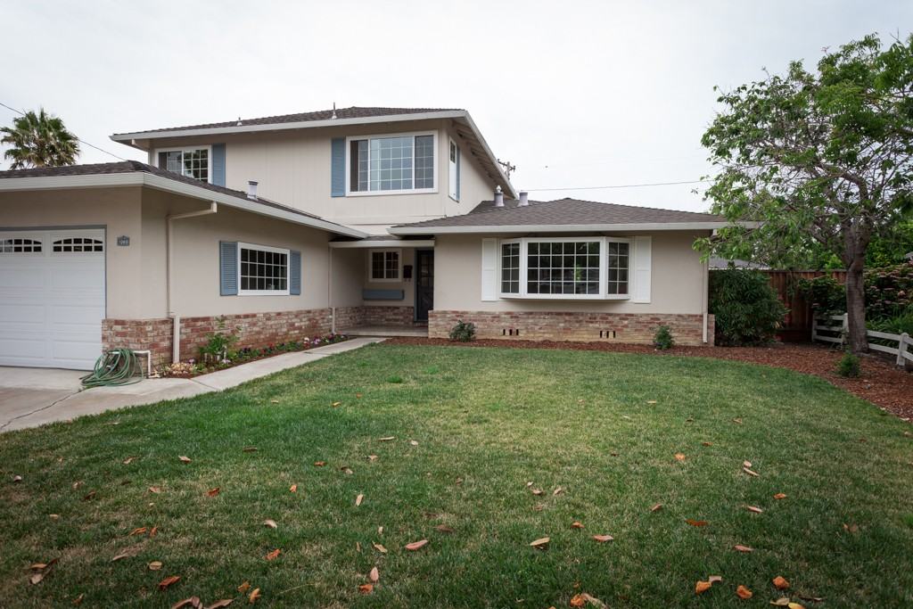 1080 Kerry Ave - Photo 3 of 28