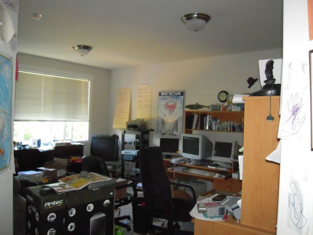 7402 137th Pl SE - Photo 3 of 15