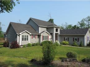 274 Old County Rd - Photo 2 of 33