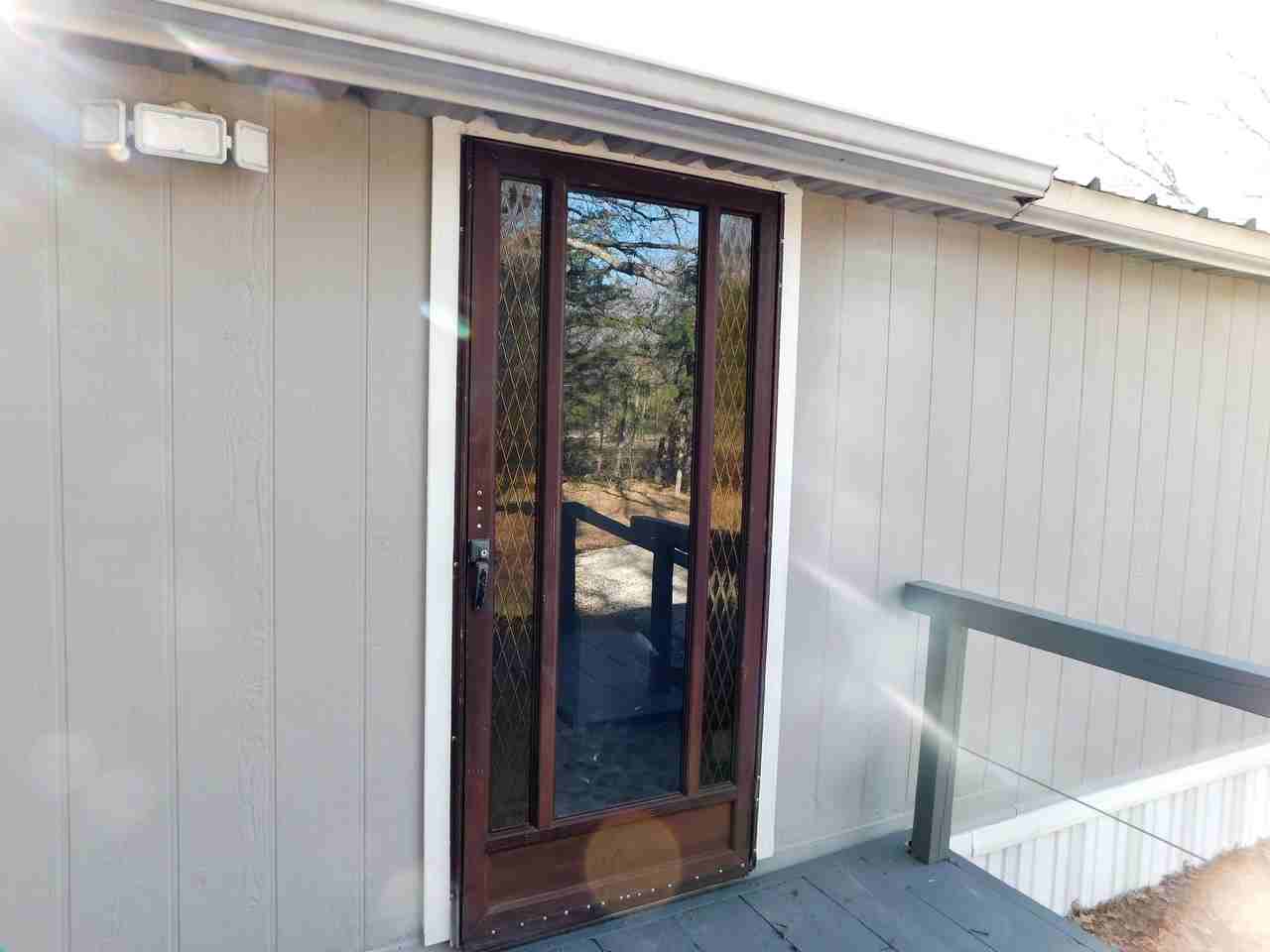 323 County Road 3504 - Photo 2 of 28