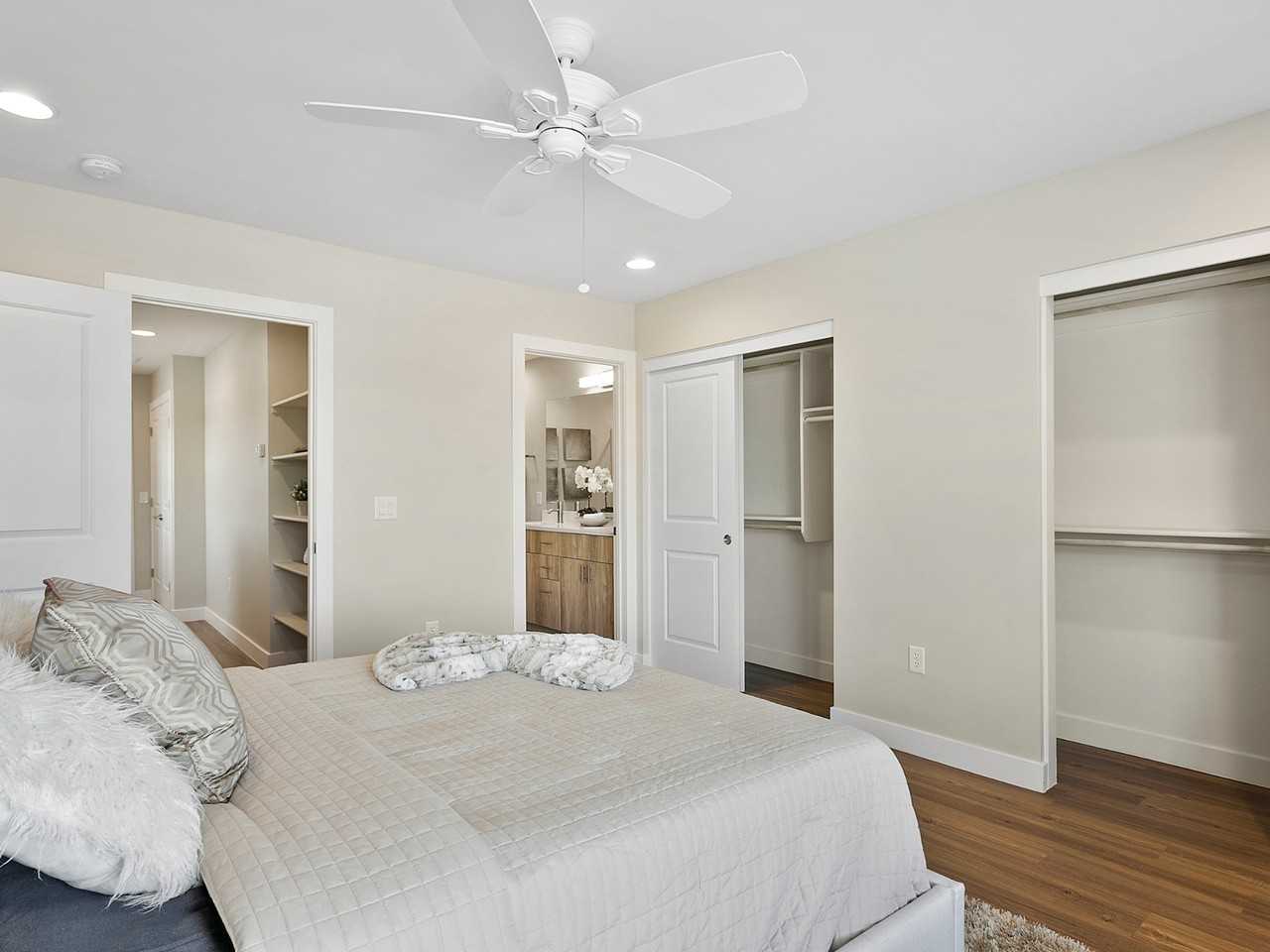 The Hardy Tempe Townhome Living - Photo 7 of 18