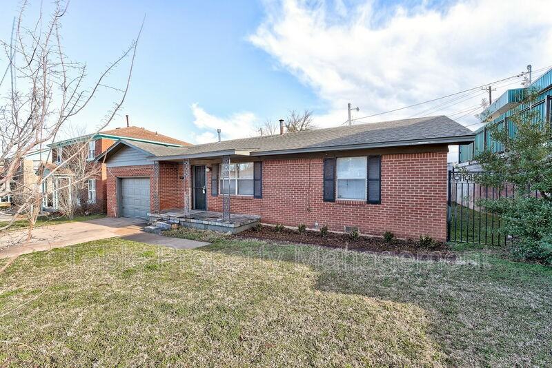 2708 N Lyons Dr - Photo 3 of 38