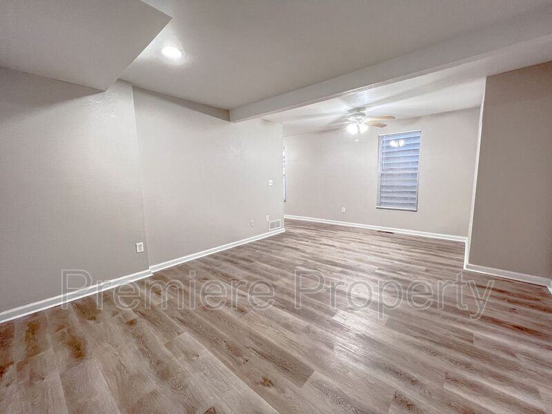 534 Forest Ave #A - Photo 2 of 13