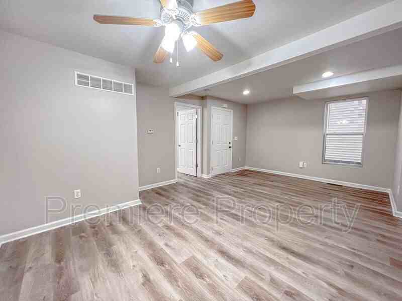 534 Forest Ave #A - Photo 3 of 13