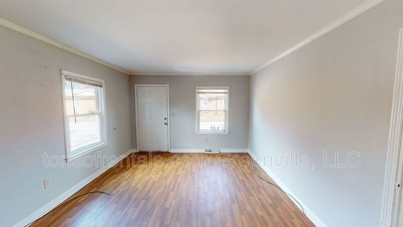 115 Rasor Dr - Photo 2 of 10