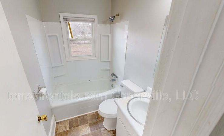 115 Rasor Dr - Photo 7 of 10