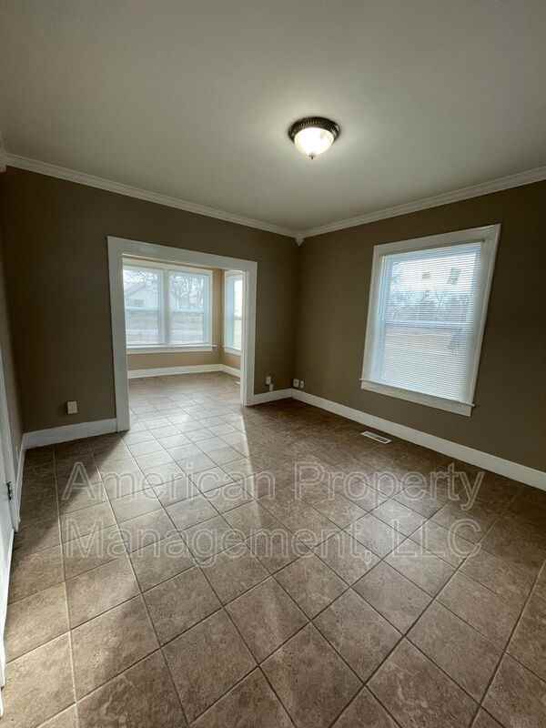 502 S Walnut St #1 - Photo 2 of 22