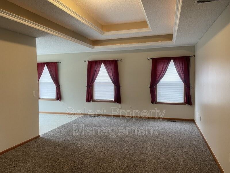 9608 Yuma Dr - Photo 2 of 20