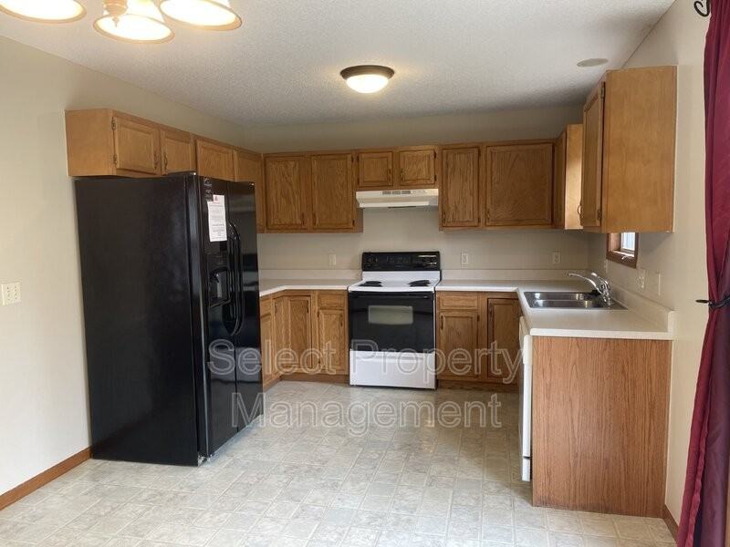 9608 Yuma Dr - Photo 5 of 20