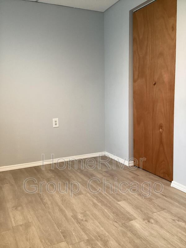 14540 Loomis Ave #G - Photo 3 of 10