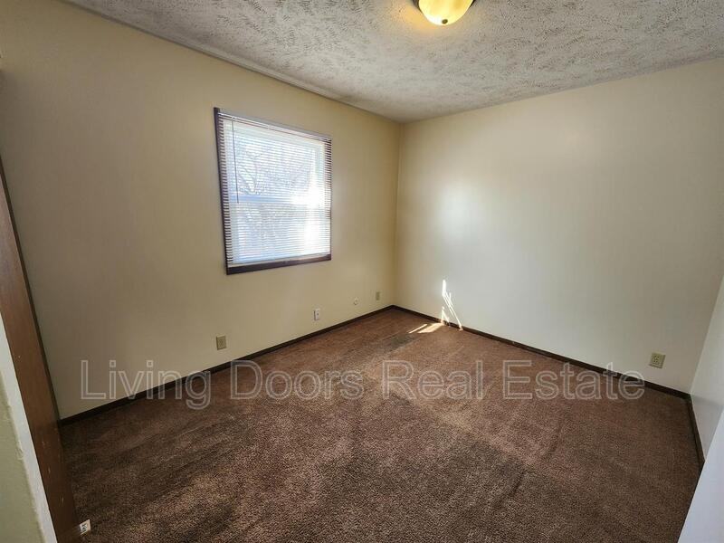 1507 David Dr - Photo 7 of 16