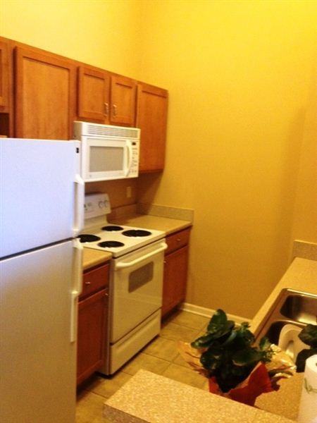 12907 Townsend Dr #212 - Photo 2 of 6